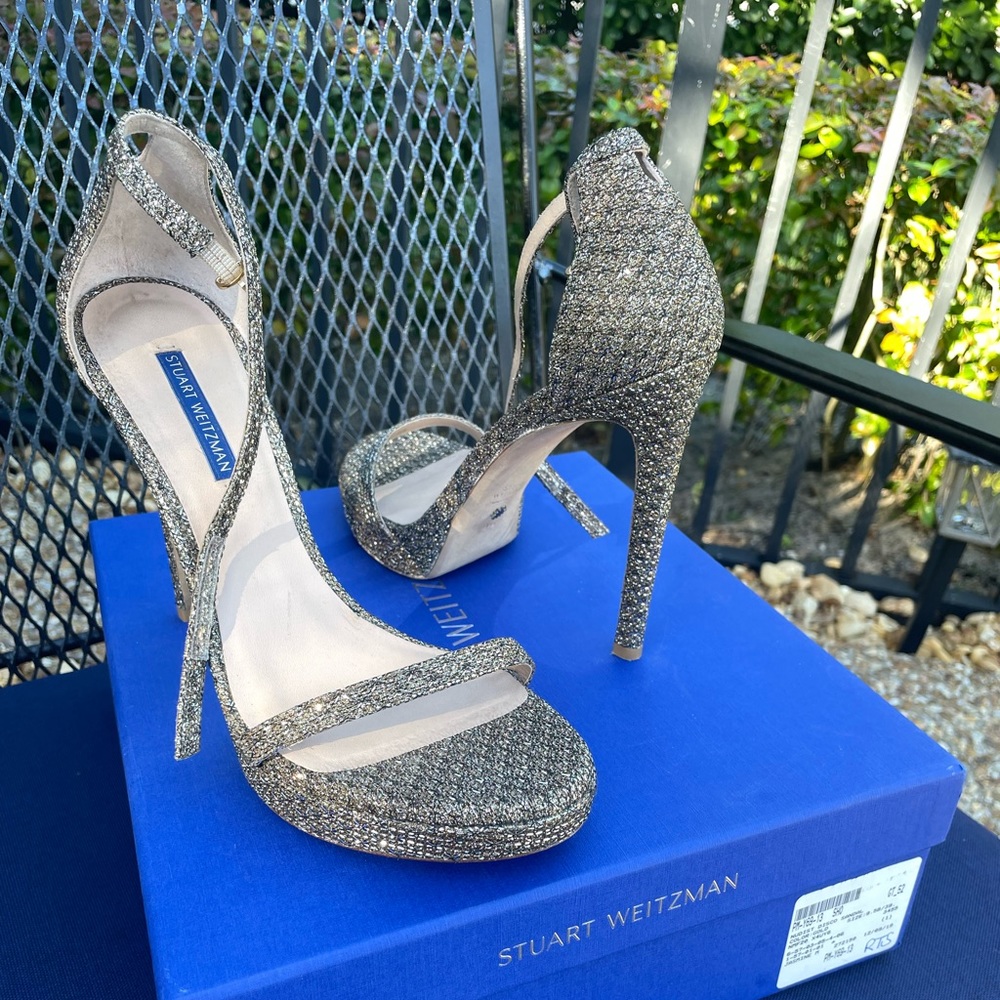 Stuart Weitzman (Gold/Silver Metallic) Women's Nudist Disco Glitter Sandals 9.5